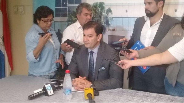 Ovelar defendió desconvocatoria para Garay Zuccolillo | Paraguay en Noticias