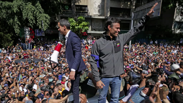 Leopoldo López y su familia ingresan como 'huéspedes' a embajada de Chile - Radio 1000 AM