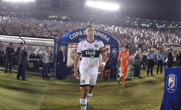 HOY / Le agrada la idea de que vuelva Santacruz a la selección