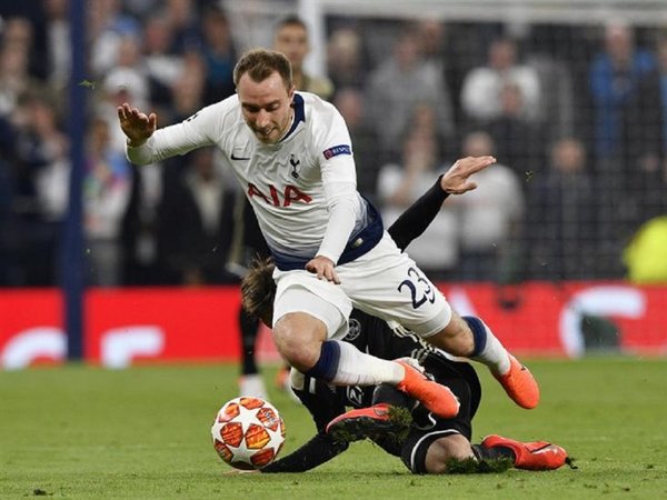 Eriksen: "Son un buen equipo, pero les facilitamos el camino"