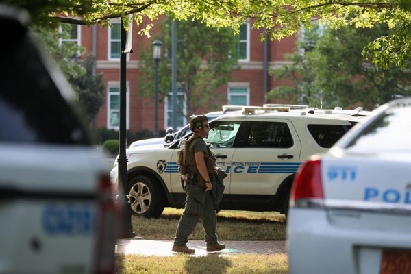 Al menos dos muertos en tiroteo en Universidad de Carolina del Norte - Internacionales - ABC Color