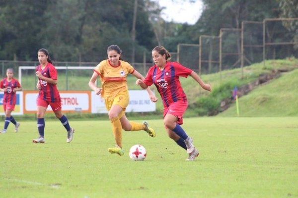 Paliza azulgrana a UAA en Femenino | Paraguay en Noticias