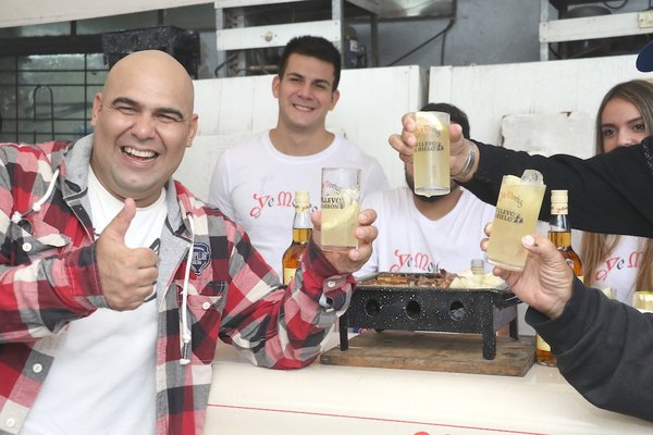Asado y “El Monje”con loperro: ¿Qué más querés?