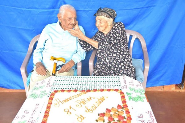 ¡81 años de casados! “El amor todo lo puede”