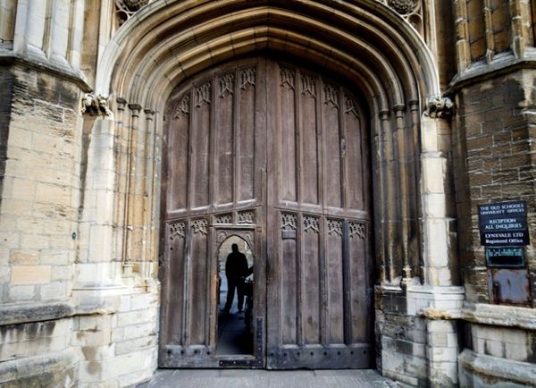 Inglaterra investiga sobre la esclavitud