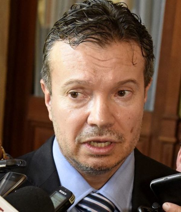 Marito ordena auditoría en SNPP y la Sinafocal - Edicion Impresa - ABC Color