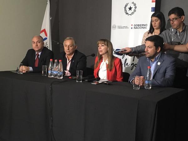 Realizan llamado para cubrir 3.000 puestos laborales en área de obras - ADN Paraguayo