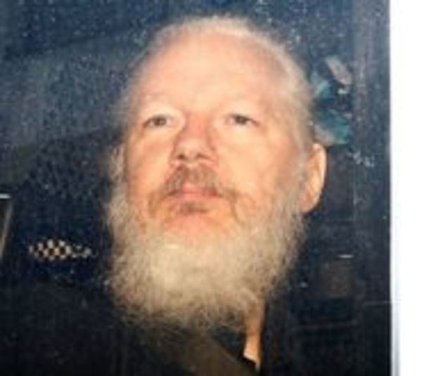 Fundador de WikiLeaks condenado a un año de prisión - Paraguay.com