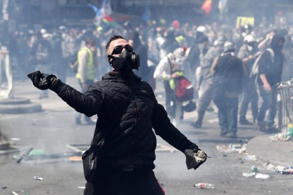 Tensión en París, por manifestaciones | Paraguay en Noticias