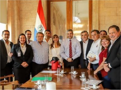Ministra resalta fortalecimiento de la libertad sindical - .::RADIO NACIONAL::.