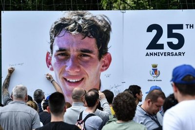 Homenaje por 25° aniversario de la muerte de Senna - Deportes - ABC Color