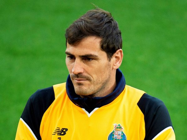 El mundo del deporte se vuelca con Iker Casillas