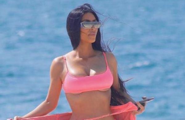 La foto de Kim Kardashian al estilo Power Ranger que arrasa en Instagram - C9N