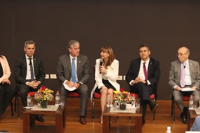 Destacan contribución del sector de servicios en el crecimiento económico - ADN Paraguayo