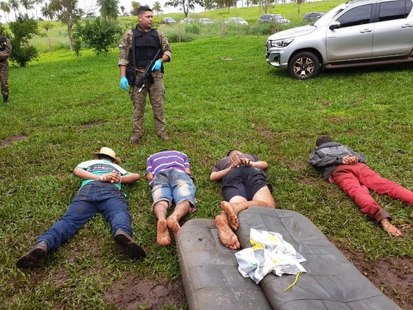 Detenidos eran traficantes, sicarios y soporte logístico del Comando Vermelho » Ñanduti