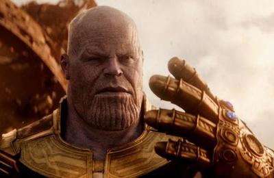Atento fanáticos: La réplica del guante de Thanos que carga tu teléfono celular - C9N