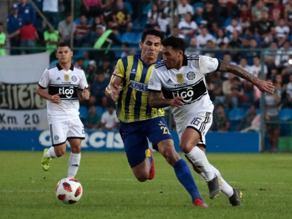 Olimpia no aguantó las embestidas de Capiatá y cedió un empate - Radio 1000 AM