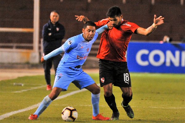 Independiente derrota a Binacional y sigue en la Sudamericana