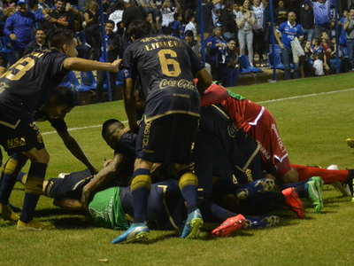 Compacto Sol de América 1 (4) - (3) 0 Mineros de Guayana