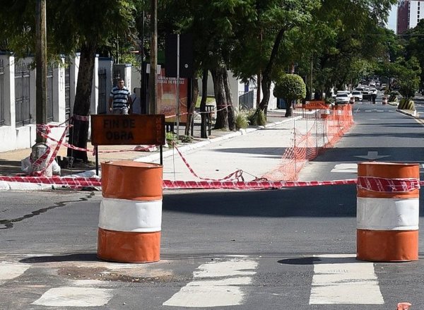Retraso en obras genera preocupación - Edicion Impresa - ABC Color