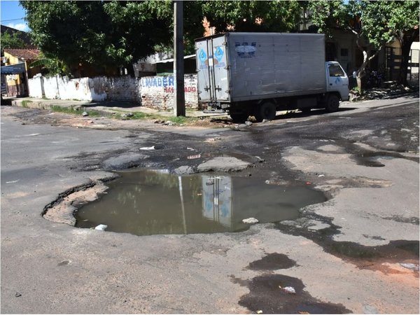 Proponen que Comuna de Asunción pague los daños por baches