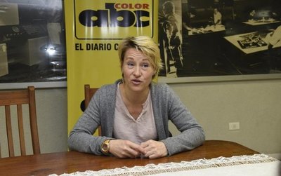 Édua Zádory, una violinista que apuesta al amor y la creatividad - Edicion Impresa - ABC Color