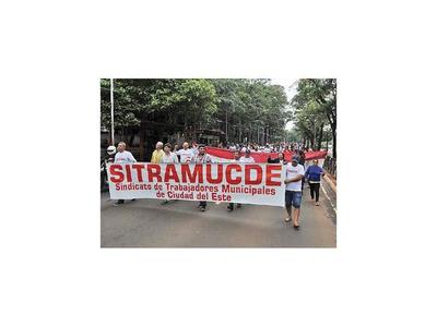 Marcharon para pedir mejores condiciones laborales en CDE