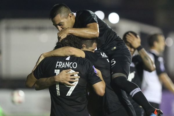Libertad recibe a un comprometido Nacional