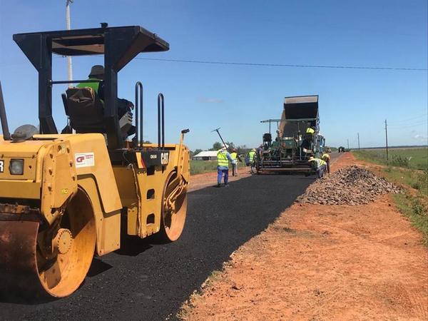 Llaman a licitación para pavimentar varios tramos en tres departamentos - ADN Paraguayo