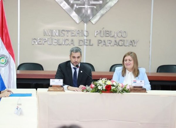 Abdo “renueva” pacto contra la corrupción - Nacionales - ABC Color