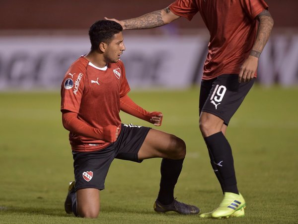 Cecilio marca en la clasificación de Independiente en la Sudamericana