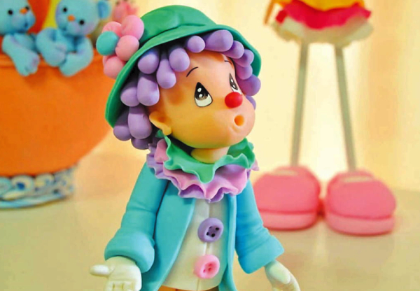 Taller de manualidades en porcelana fría en la Estación | Diario Vanguardia 12