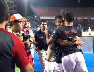 Afirma que fueron agredidos en la Nueva Olla - Deportes - ABC Color