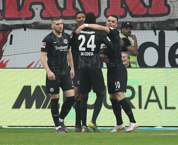 Eintracht busca dar la sorpresa ante el Chelsea - Deportes - ABC Color