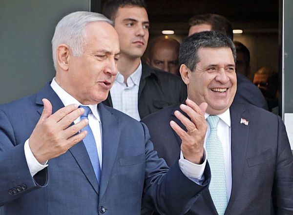Cartes invitado al Día de la Independencia de Israel