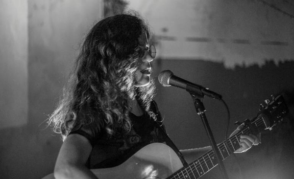 HOY / Stefy Ramírez brindará un concierto este jueves en "El Juande"