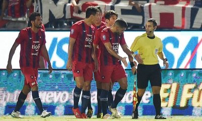 “Entre la pelota y la línea había una hectárea” | Paraguay en Noticias
