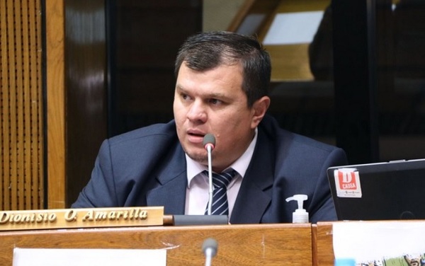 Senador se niega a hacer pública su declaración de bienes