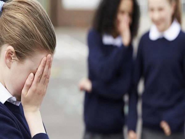 Alumna será denunciada por hacerle bullying a la hija del director