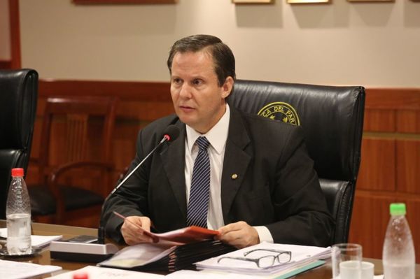 Ministro aclara que su voto será a viva voz