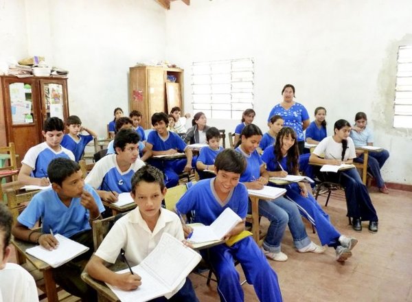 Se unen para disminuir la deserción escolar - Edicion Impresa - ABC Color