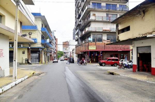 Tras asfalto nuevo, calles del centro quedan sin señalización - Edicion Impresa - ABC Color