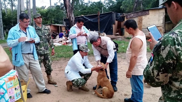Realizan vacunación antirrábica e inspección de mascotas en albergues | Paraguay en Noticias 