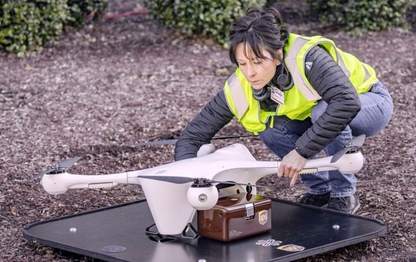 Dron realiza con éxito un traslado de órganos - Edicion Impresa - ABC Color