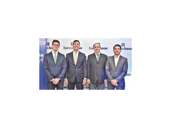 Banco Basa festejó emisión de bonos