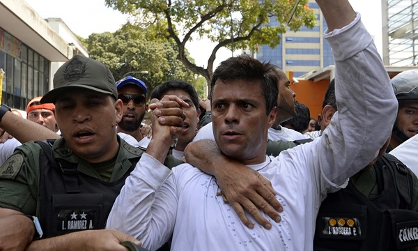 Leopoldo López no descarta una intervención militar en Venezuela » Ñanduti