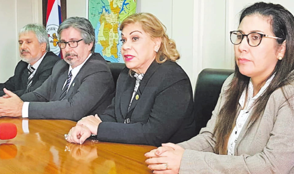 Ministra se mostró alarmada tras el recorrido por la bóveda del PJ | Diario Vanguardia 07