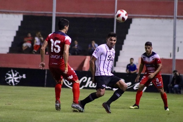 Libertad cae ante Nacional en el Nicolás Leoz