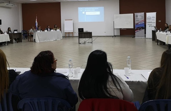 Realizaron conversatorio registro-catastral