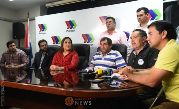Unos negocian, otros hablan de inminente explosión social - ADN Paraguayo